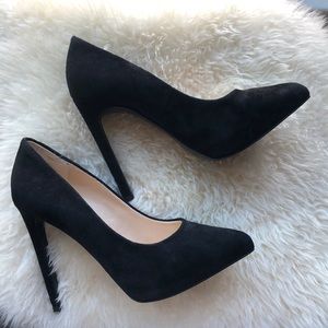 Nine West black suede heels